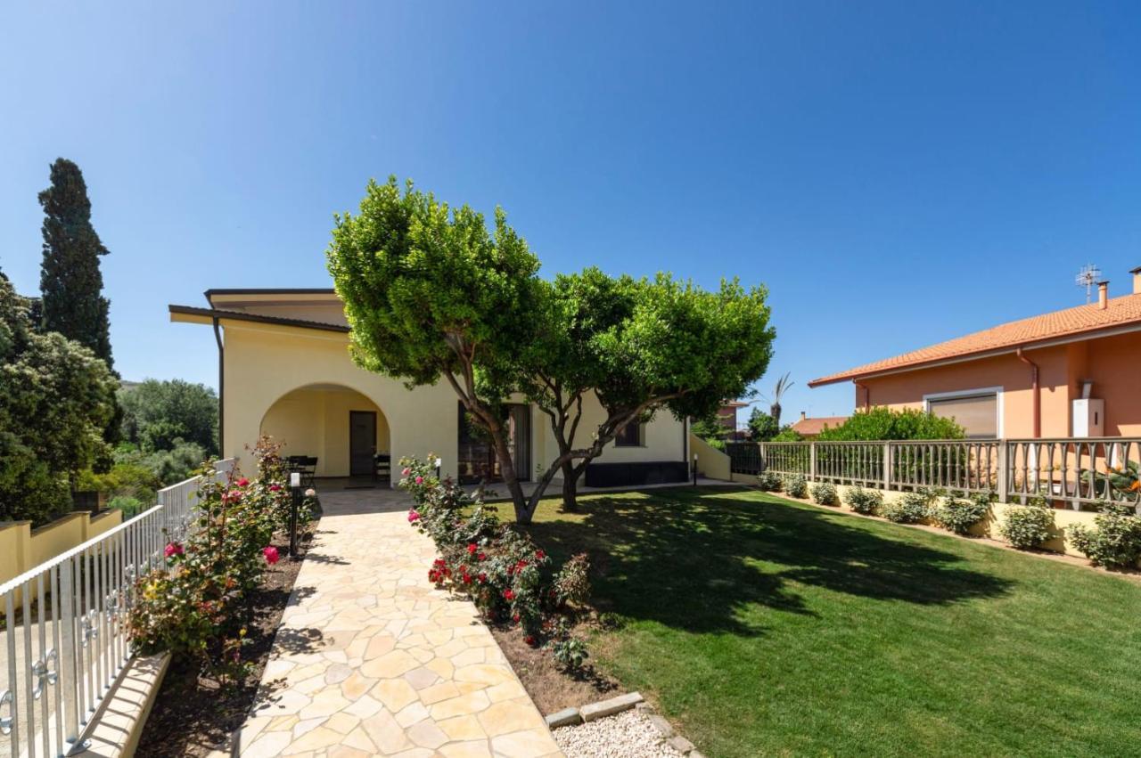 B&B Il Sogno Di Mario Carbonia Ngoại thất bức ảnh